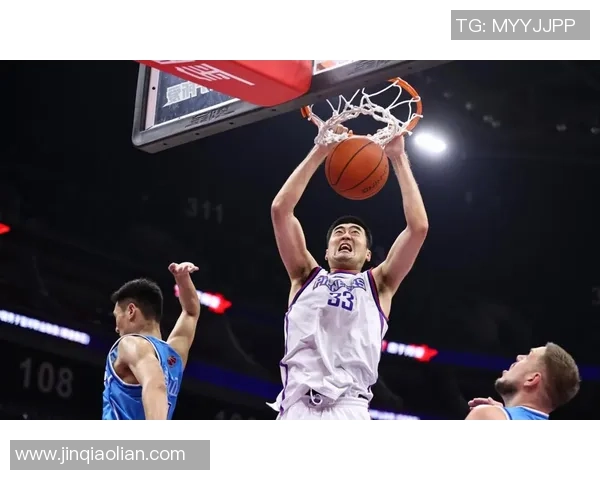 欠薪暗影下的四川 藏着19岁的救赎之光!他是男篮未来吗?